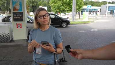 «Доведеться ще більше економити»: як дніпровські водії реагують на підвищення вартості пального «Доведеться ще більше економити»: як дніпровські водії реагують на підвищення вартості пального