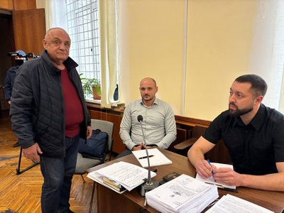Справа про вбивство Даниїла Бельченка: на суді у Житомирі допитали свідків та досліджували кулю Справа про вбивство Даниїла Бельченка: на суді у Житомирі допитали свідків та досліджували кулю