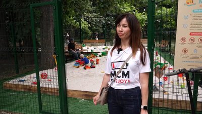 "Така ціна, що аніматори мають сидіти": чому платна пісочниця у парку в Чернівцях викликала обурення у деяких містян "Така ціна, що аніматори мають сидіти": чому платна пісочниця у парку в Чернівцях викликала обурення у деяких містян