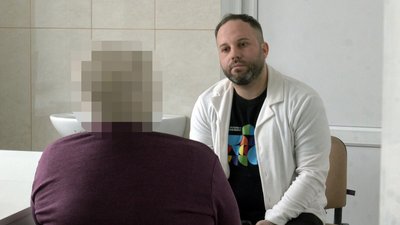 "Всі боялися цього діагнозу": історії волинян, які живуть з ВІЛ-інфекцією "Всі боялися цього діагнозу": історії волинян, які живуть з ВІЛ-інфекцією