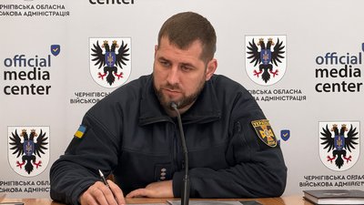 Рятувальник про розмінування ще 88% потенційно забруднених територій Чернігівської області Рятувальник про розмінування ще 88% потенційно забруднених територій Чернігівської області