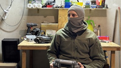 Василь "Барс" військовослужбовець підрозділу "Срібна трійка" бригади "Помста" Донецька область Василь "Барс" військовослужбовець підрозділу "Срібна трійка" бригади "Помста" Донецька область