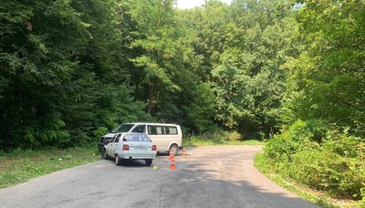 ДТП на автодорозі сполученням "Камʼянець-Подільський — Стара Ушиця" поблизу села Суржинці ДТП на автодорозі сполученням "Камʼянець-Подільський — Стара Ушиця" поблизу села Суржинці
