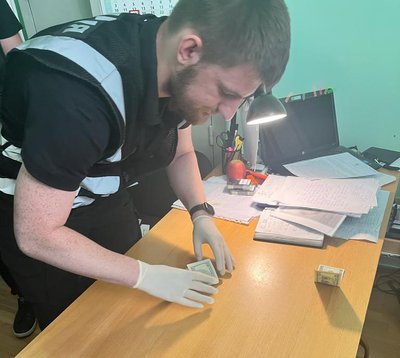 Начальника відділу одного з військових медзакладів Львівщини підозрюють в одержанні хабара Начальника відділу одного з військових медзакладів Львівщини підозрюють в одержанні хабара