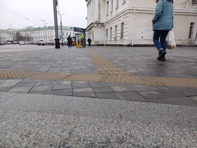 Нова тактильна плитка у Полтаві Нова тактильна плитка у Полтаві