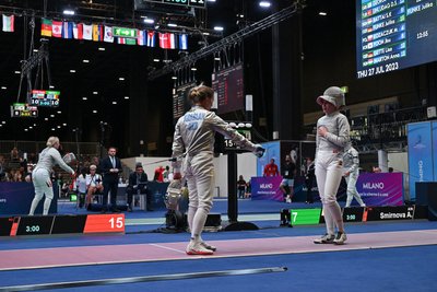 Ольга Харлан після бою з нейтральною суперницею, фото: GETTY IMAGES Ольга Харлан після бою з нейтральною суперницею, фото: GETTY IMAGES