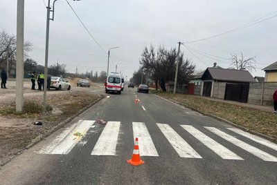 У Черкасах на пішохідному переході на смерть збили чоловіка У Черкасах на пішохідному переході на смерть збили чоловіка