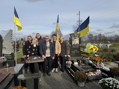 "Тепер я його чекаю у снах". Спогади про захисника з Кролевця Віталія Кулика