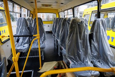 Салон шкільного автобуса Салон шкільного автобуса