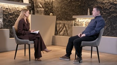"Сидітимеш далі або вербуйся в російську армію". Інтерв’ю з експолітбранцем Кремля Костянтином Давиденком