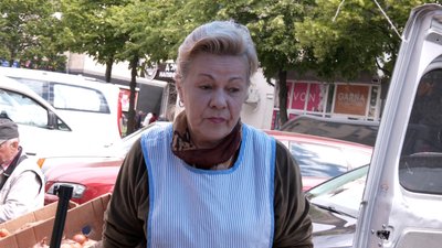 Скільки коштують молоді овочі на Житньому ринку у Житомирі: чи зросли ціни і чи є попит Скільки коштують молоді овочі на Житньому ринку у Житомирі: чи зросли ціни і чи є попит