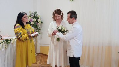 Побралися у День закоханих: скільки пар зареєстрували шлюб у Луцькому ДРАЦСі Побралися у День закоханих: скільки пар зареєстрували шлюб у Луцькому ДРАЦСі