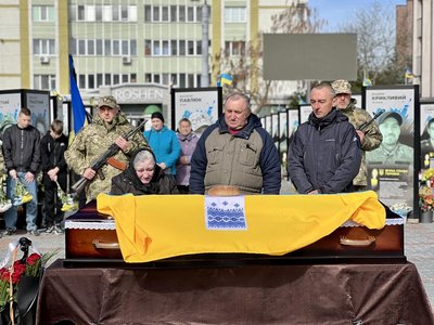 З 40-річним військовим Володимиром Бірулею попрощалися у Рівному З 40-річним військовим Володимиром Бірулею попрощалися у Рівному