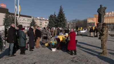 З 34-річним військовим Максимом Нікітюком попрощались у Рівному З 34-річним військовим Максимом Нікітюком попрощались у Рівному