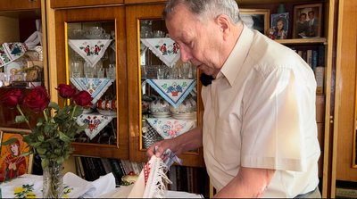 Історія пенсіонера з рівненського полісся, який з дитинства вишиває Історія пенсіонера з рівненського полісся, який з дитинства вишиває