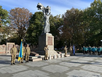 У Кременчуці у День вигнання з міста нацистських окупантів вшанували пам’ять загиблих