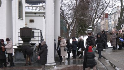 Водохреще, освячення води, черга, Тернопіль, храми, 6 січня 2026, Тернопіль Водохреще, освячення води, черга, Тернопіль, храми, 6 січня 2026, Тернопіль