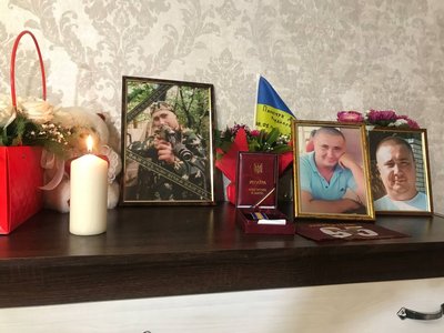 "Він все життя віддав армії, віддав війні" — мама полеглого воїна Дмитра Пилипчука "Він все життя віддав армії, віддав війні" — мама полеглого воїна Дмитра Пилипчука