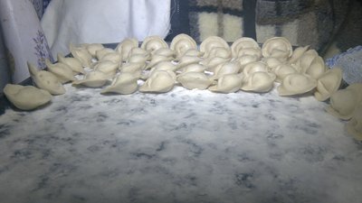 "Нехай поїдять і згадають наше тепло": на Вінниччині сестри готують домашні страви для оборонців "Нехай поїдять і згадають наше тепло": на Вінниччині сестри готують домашні страви для оборонців