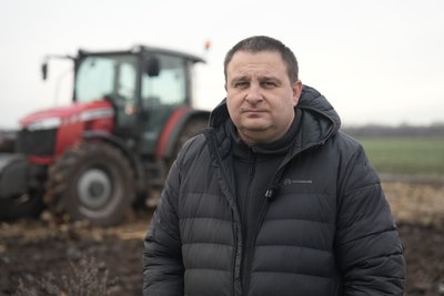 "Грантодавці до нас сильно не йдуть": як працює агробізнес ветерана на Сумщині під час війни "Грантодавці до нас сильно не йдуть": як працює агробізнес ветерана на Сумщині під час війни
