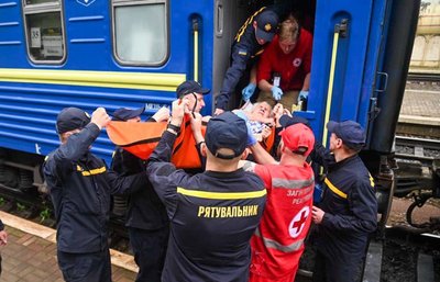 На Рівненщину з Донеччини прибув шостий евакуаційний потяг
