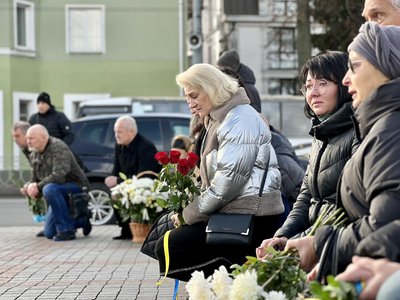 "Був найкращим сином і старшим братом": з солдатом Ігорем Якимчуком попрощалися у Рівному "Був найкращим сином і старшим братом": з солдатом Ігорем Якимчуком попрощалися у Рівному