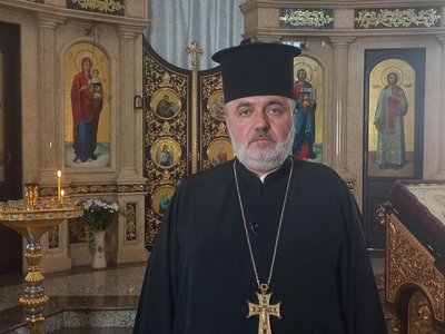 Верхівка паски: що про новий продукт думають жителі Дніпропетровщини та священник Верхівка паски: що про новий продукт думають жителі Дніпропетровщини та священник