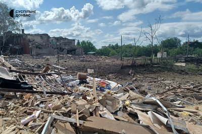 Які руйнування у Слов'янську після ударів чотирьох КАБів: фото з місця обстрілу Які руйнування у Слов'янську після ударів чотирьох КАБів: фото з місця обстрілу