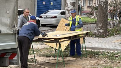 Нерозірваний «шахед» дістали з будинку: є пораненй. Наслідки атаки РФ на Миколаїв Нерозірваний «шахед» дістали з будинку: є пораненй. Наслідки атаки РФ на Миколаїв