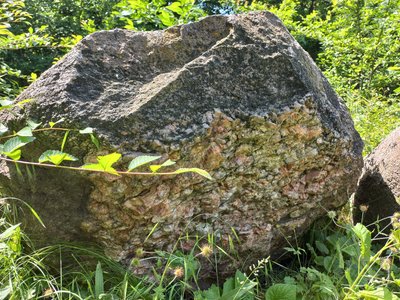 "Псують місце енергетичної сили стародавніх богів": в якому стані Микільський кромлех на Дніпропетровщині "Псують місце енергетичної сили стародавніх богів": в якому стані Микільський кромлех на Дніпропетровщині