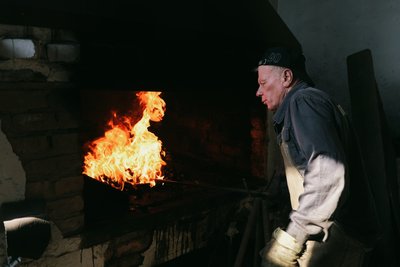 “Хомути — це як бинти на трубу”: історія коваля Житомирводоканалу “Хомути — це як бинти на трубу”: історія коваля Житомирводоканалу