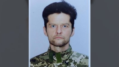 На Чернігівщині поховали солдата Сергія Булітка та сержантів Віктора Логвинчука та Віктора Журавського На Чернігівщині поховали солдата Сергія Булітка та сержантів Віктора Логвинчука та Віктора Журавського
