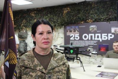 Рекрутинговий центр 25-та окрема повітрянодесантна Січеславська бригади відкриття речниця 25-ї окремої повітрянодесантної Січеславської бригади Тетяна Браницька Дніпро 11 червня 2024 рік Рекрутинговий центр 25-та окрема повітрянодесантна Січеславська бригади відкриття речниця 25-ї окремої повітрянодесантної Січеславської бригади Тетяна Браницька Дніпро 11 червня 2024 рік
