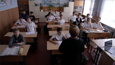 "До вчителя повернулись спиною": на Черкащині освітяни вимагають збереження надбавок