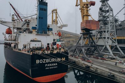 З портів Одещини за два дні вийшли дев'ять суден з зерном
