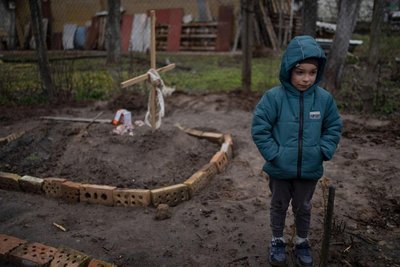 " Сама вразлива категорія в цій війні – це діти, які залишилися сиротами": чому вони потребують допомоги " Сама вразлива категорія в цій війні – це діти, які залишилися сиротами": чому вони потребують допомоги
