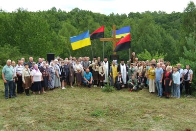 прапори, відзначення пам'яті, люди, повстанці