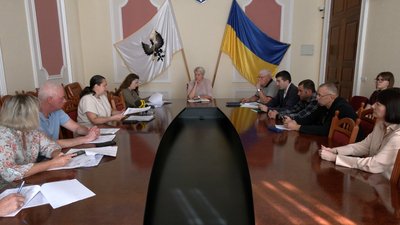 Дитяча стоматполіклініка у Чернігові: зберігати її для відновлення чи законсервувати Дитяча стоматполіклініка у Чернігові: зберігати її для відновлення чи законсервувати