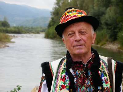 Василь Марчук 65 років грає на дримбі Василь Марчук 65 років грає на дримбі