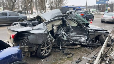 У Кропивницькому внаслідок дорожньої аварії травмувались двоє людей