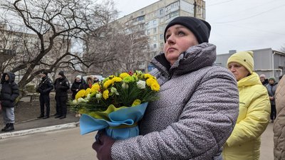 У Златополі відкрили мурал, присвячений полеглому на Донеччині медику Микиті Чимшиту У Златополі відкрили мурал, присвячений полеглому на Донеччині медику Микиті Чимшиту