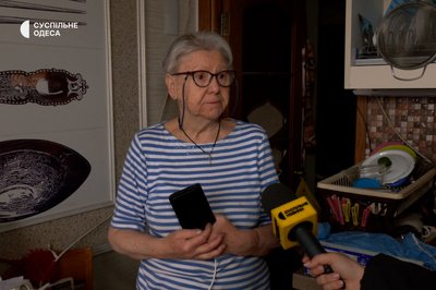 "Шахед висів на балконі": як жителі Одеси оговтуються після атаки дронів "Шахед висів на балконі": як жителі Одеси оговтуються після атаки дронів