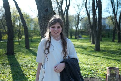 "Я не повернусь": як 18-річна дівчина виїхала з окупованого Донецька та живе в Сумах "Я не повернусь": як 18-річна дівчина виїхала з окупованого Донецька та живе в Сумах