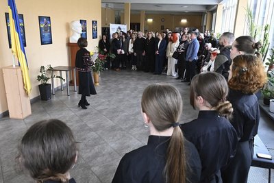 У Житомирському музичному коледжі відкрили Простір пам'яті загиблих на війні випускників У Житомирському музичному коледжі відкрили Простір пам'яті загиблих на війні випускників