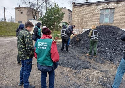 Розтрата 3,5 млн грн бюджетних коштів на кам'яному вугіллі: у Запоріжжі судитимуть посадовця підприємця Розтрата 3,5 млн грн бюджетних коштів на кам'яному вугіллі: у Запоріжжі судитимуть посадовця підприємця