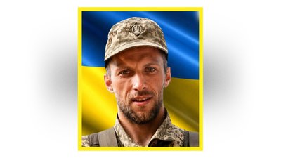 На Чернігівщині поховали військових Олега Христича, Павла Рябця та Леоніда Ялижка На Чернігівщині поховали військових Олега Христича, Павла Рябця та Леоніда Ялижка