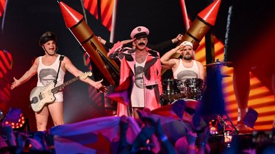 Гурт Let 3, який представляв Хорватію на "Євробаченні-2023" Гурт Let 3, який представляв Хорватію на "Євробаченні-2023"