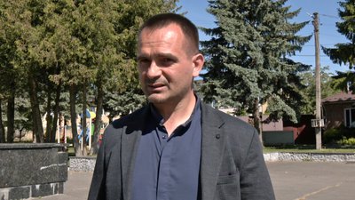 У селищі на Волині попрощалися з 36-річним військовим Володимиром Козіним У селищі на Волині попрощалися з 36-річним військовим Володимиром Козіним