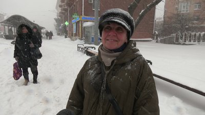 "Ще треба 32 градуси морозу": як автомобілісти та пішоходи справляються з наслідками снігопаду у Рівному "Ще треба 32 градуси морозу": як автомобілісти та пішоходи справляються з наслідками снігопаду у Рівному