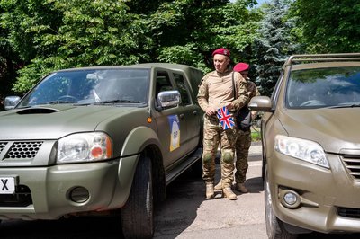 Позашляховики від британських волонтерів, 15 червня 2024